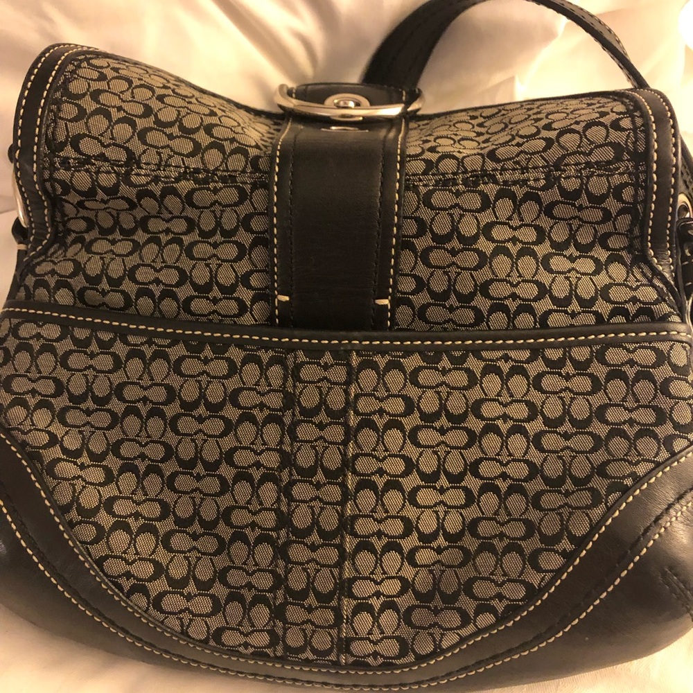 Handbag - Picture 3 of 3